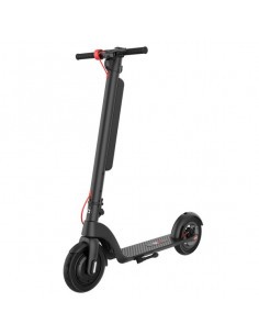 Electric scooter HX X8 - Hombre montando - TierraFantasía 2